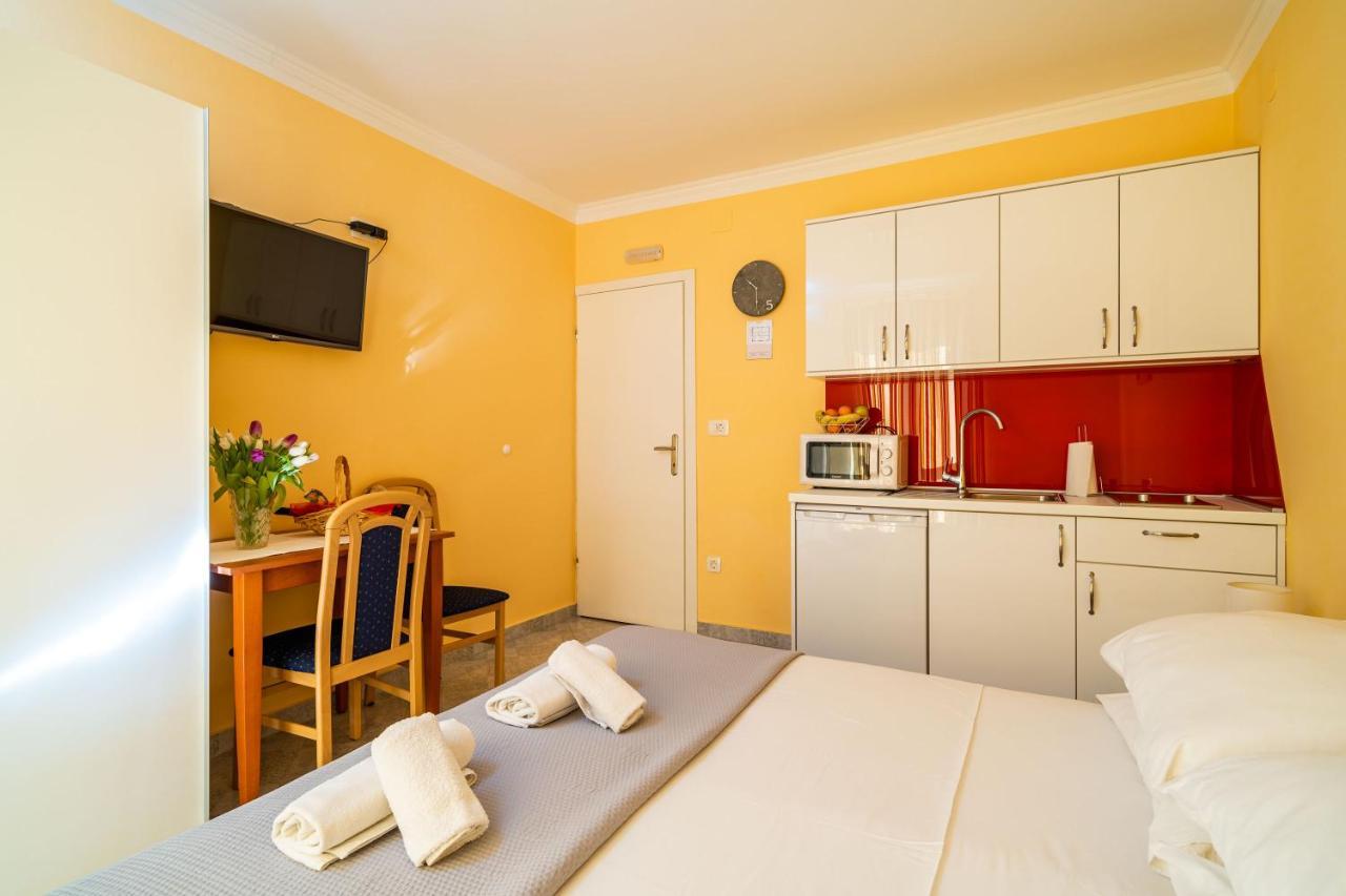 Apartmani Niki Zvekovica Cavtat Exterior photo